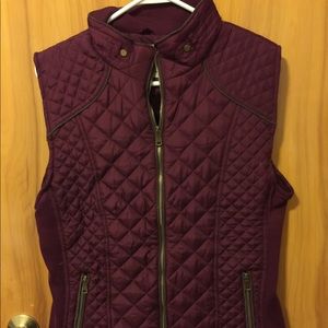 Massiche & Co. Bordeaux Vest in XL